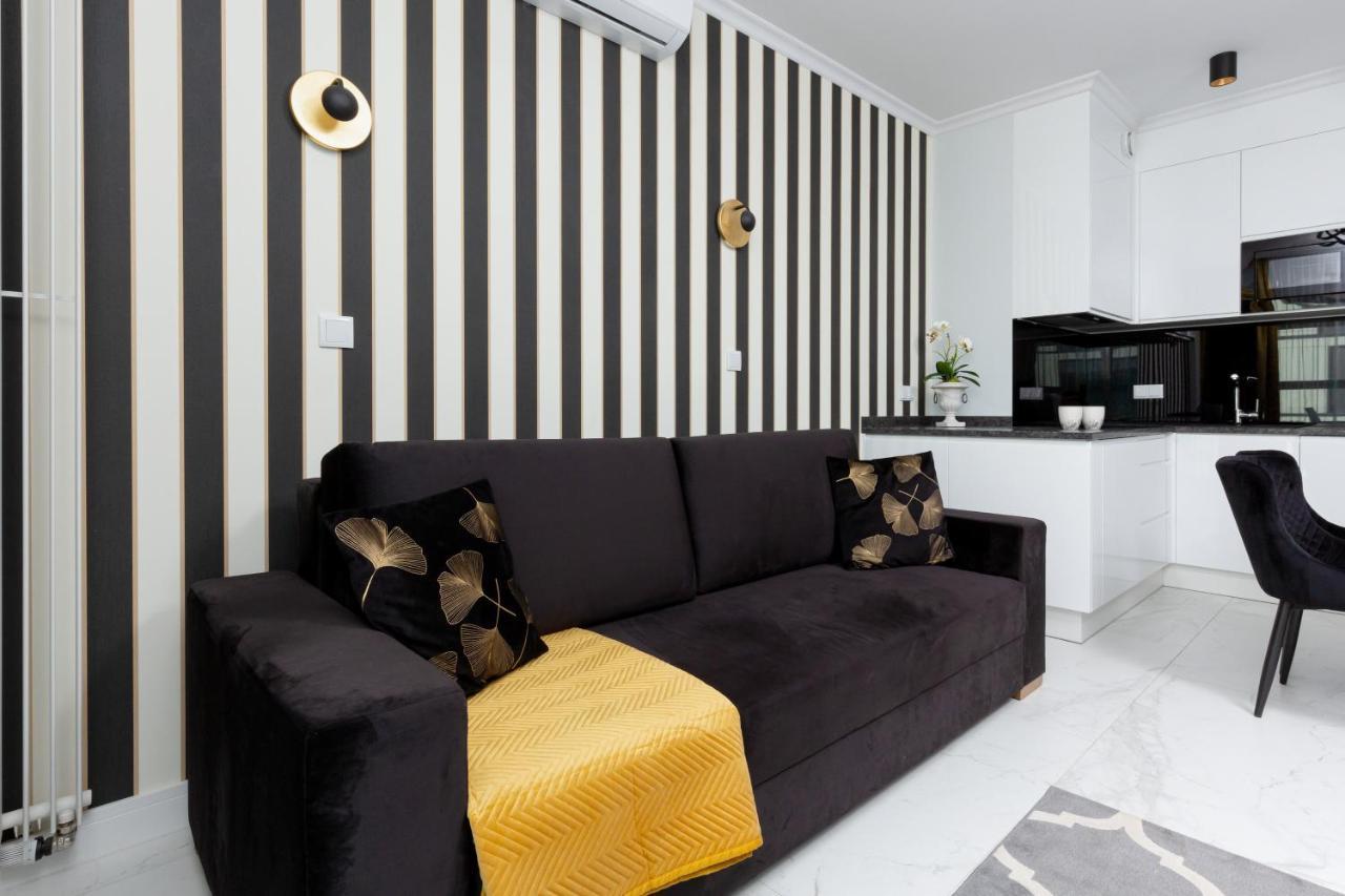 Mennica Residence - City Center Apartments By Noclegi Renters Варшава Экстерьер фото